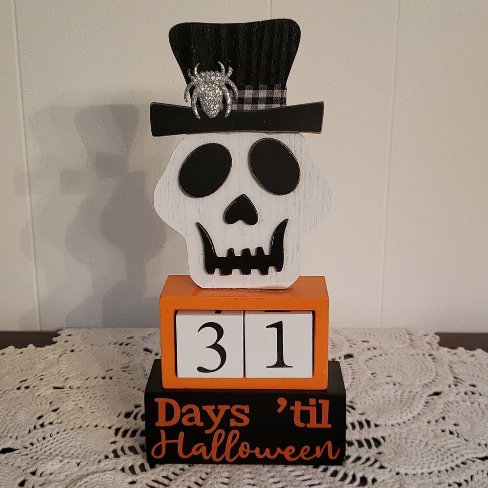 NWT Wooden Halloween Skeleton Countdown Calendar Home Decor